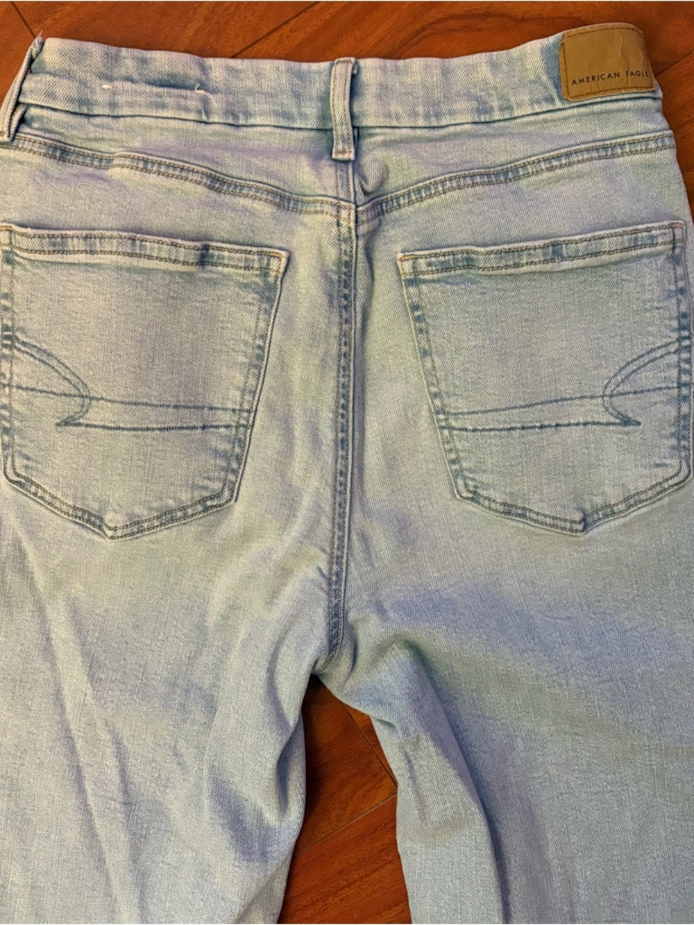 American Eagle Curvy Super High Rise Straight Light Wash Jean - Picture 5 of 9